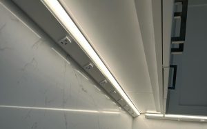 Lighting bar